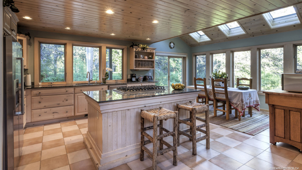 Большая кухня терраса