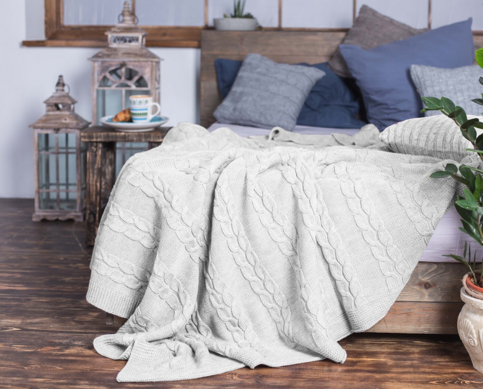 Вязаные покрывала на кровать