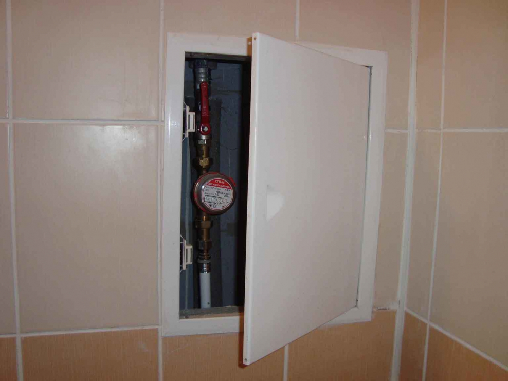 Сантехнический шкаф