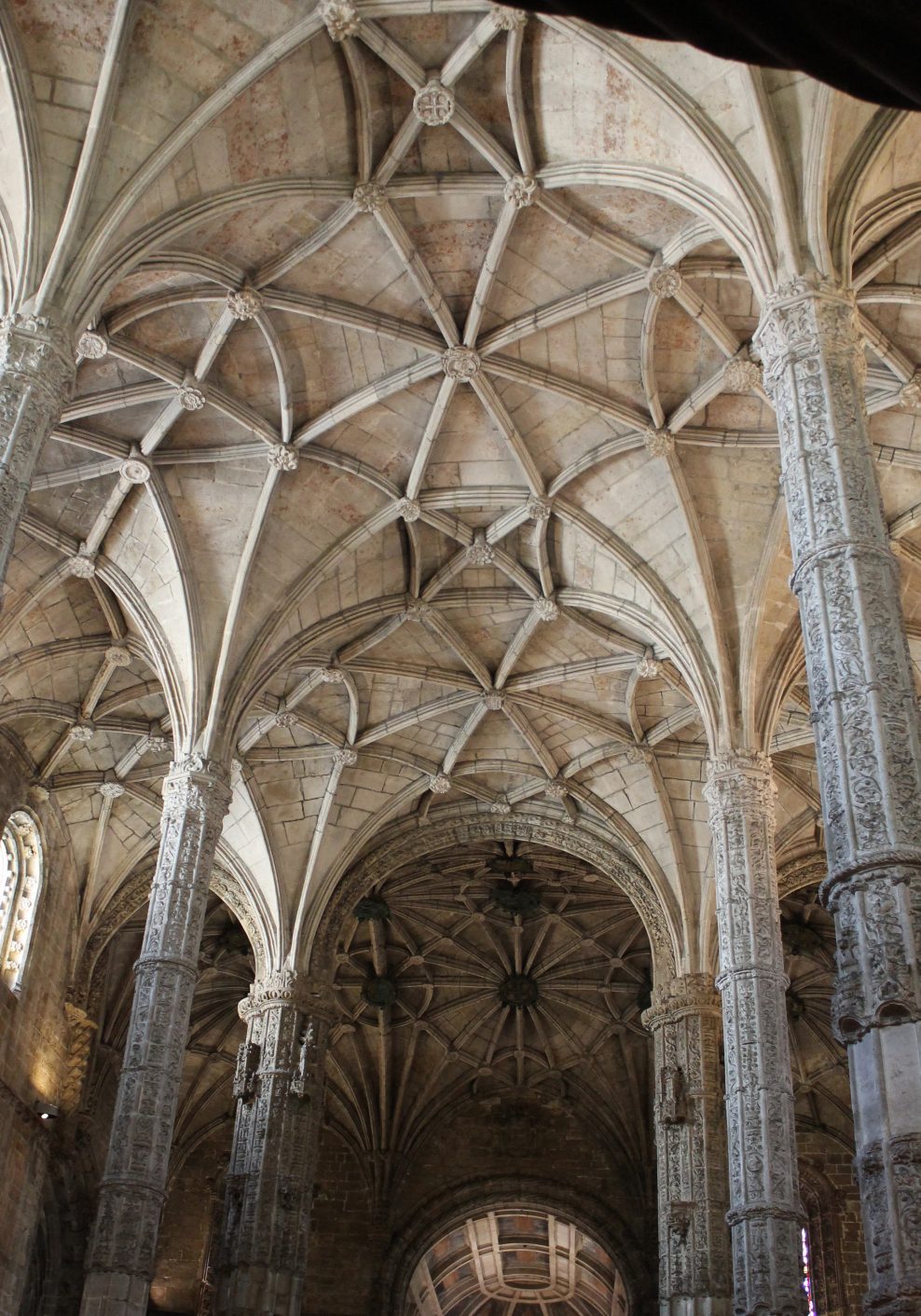 Собор Парижской Богоматери нервюры