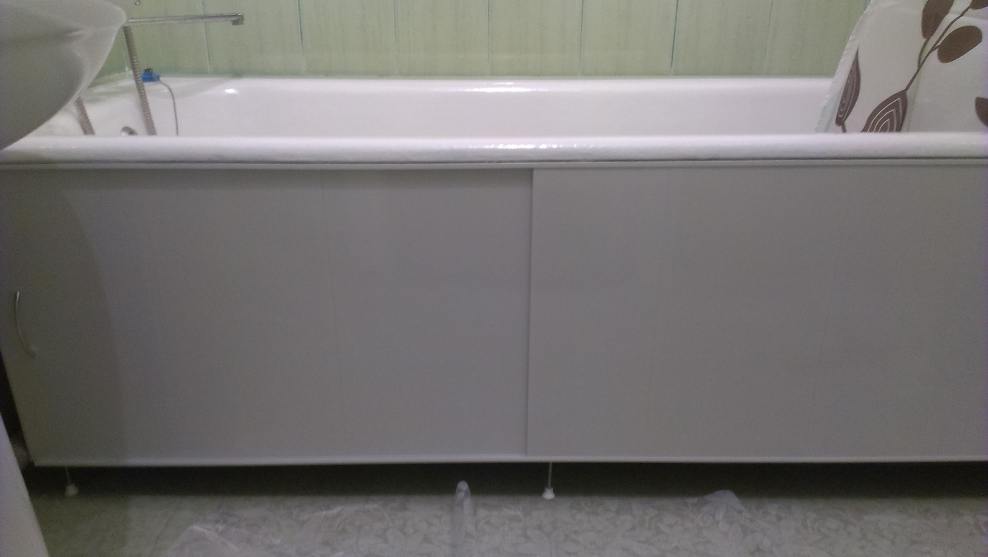 Экран для ванны из сэндвич панели