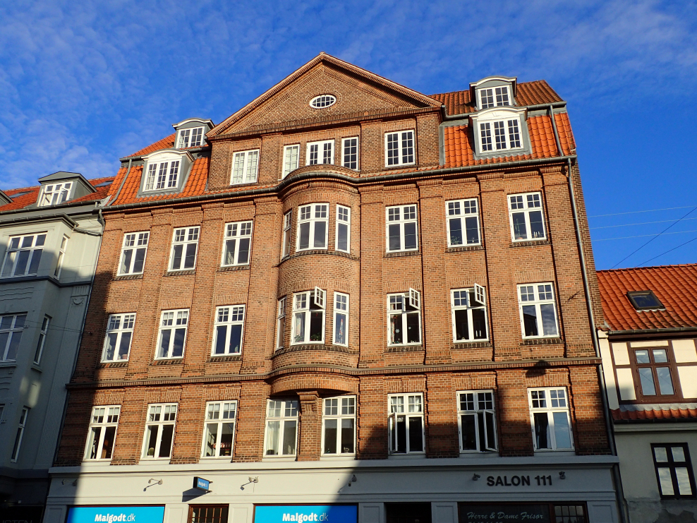 Классические здания