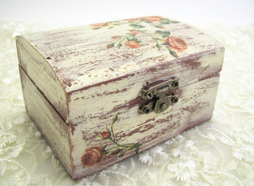 Поднос в стиле шебби Шик