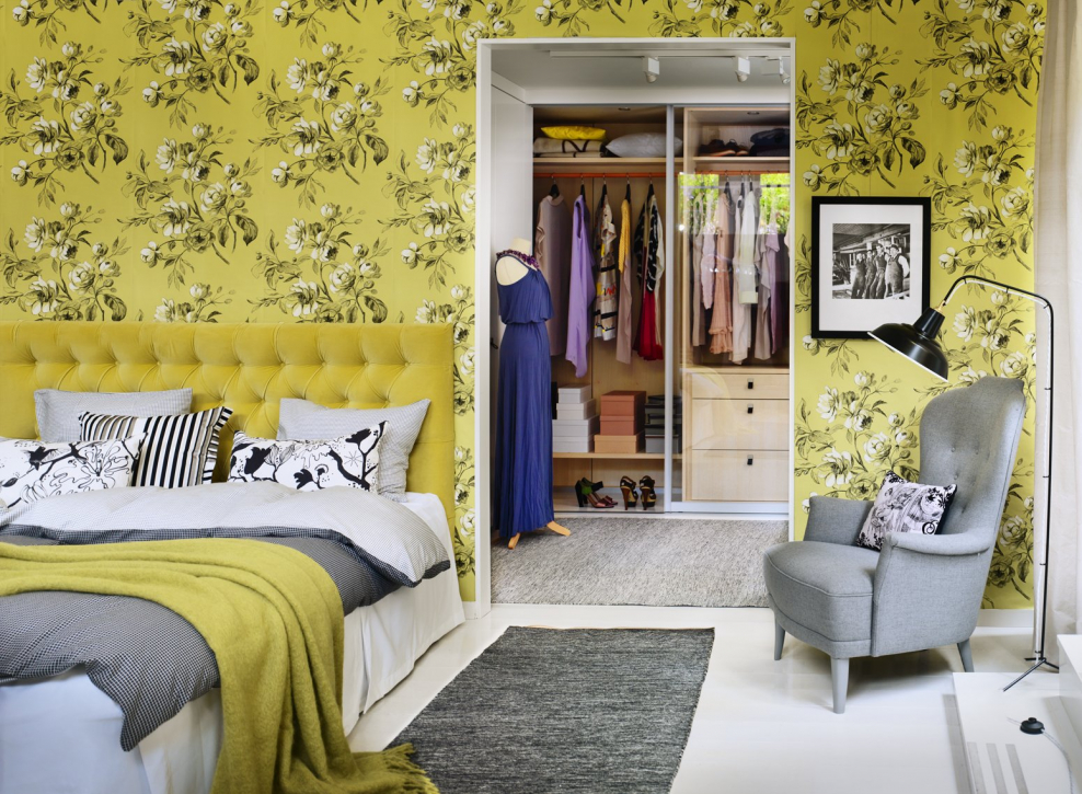 Сочетание серого и желтого в интерьере