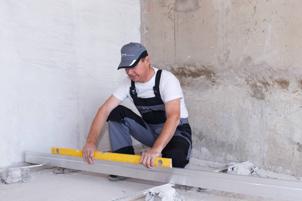 Часы строительных работ в квартире