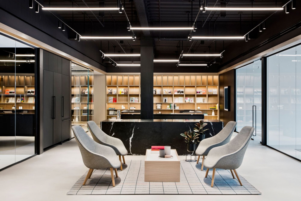 Современный офис интерьер лакшери