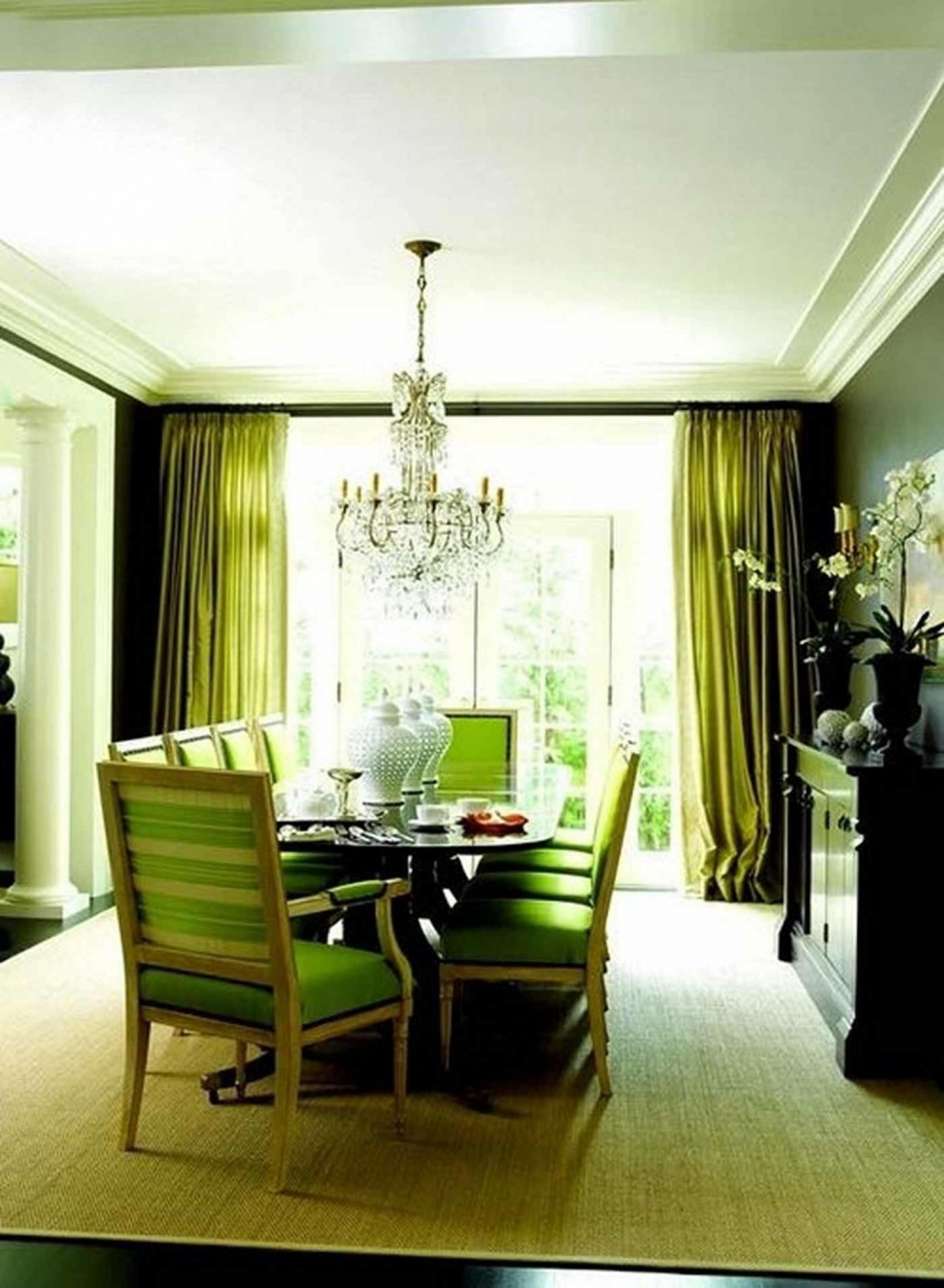 Бело оливковый интерьер