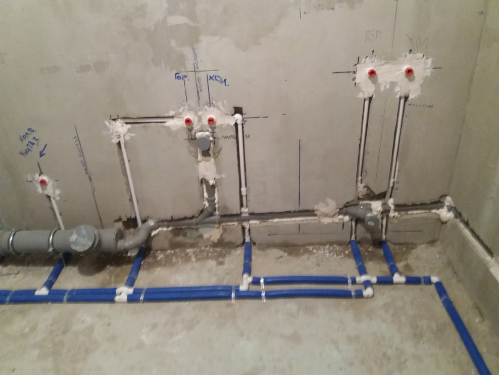 Прокладка водопровода в ванной