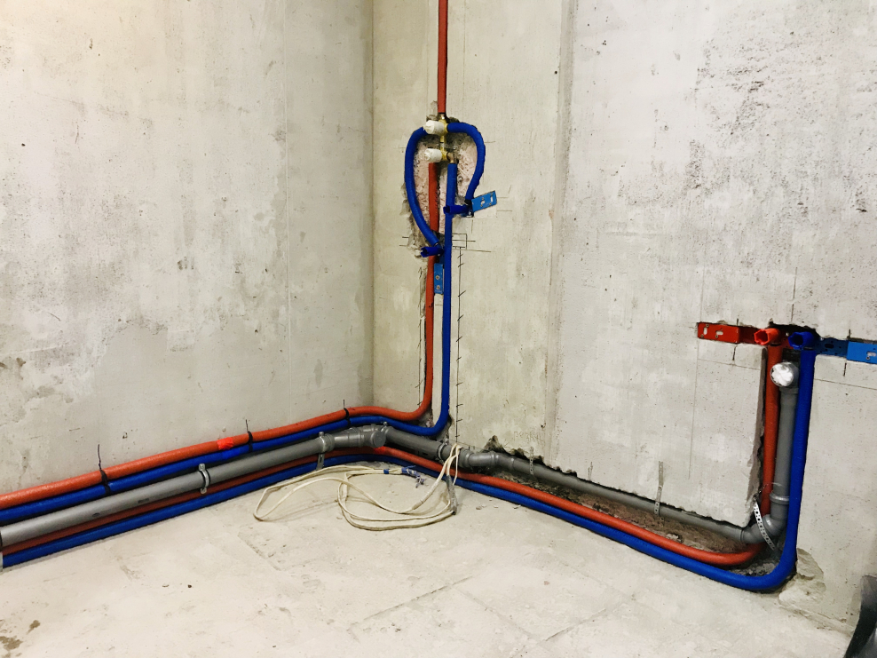 Разводка водоснабжения и канализации в квартире