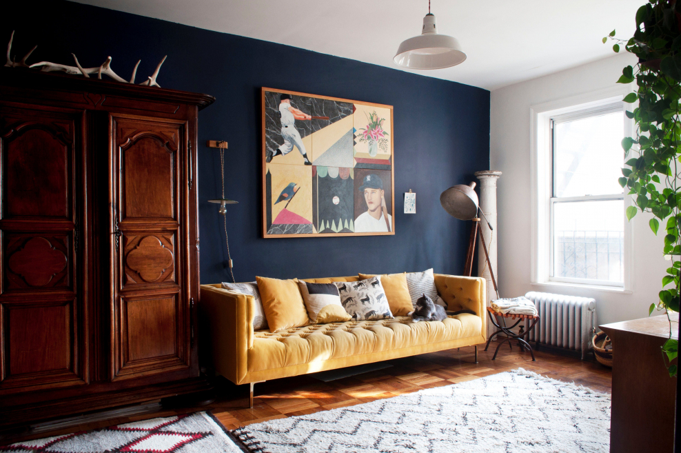 Гостиная цвета венге в интерьере