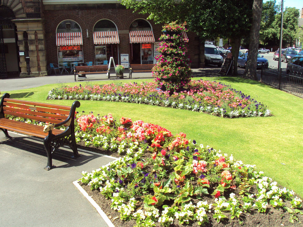 Прямоугольный цветник