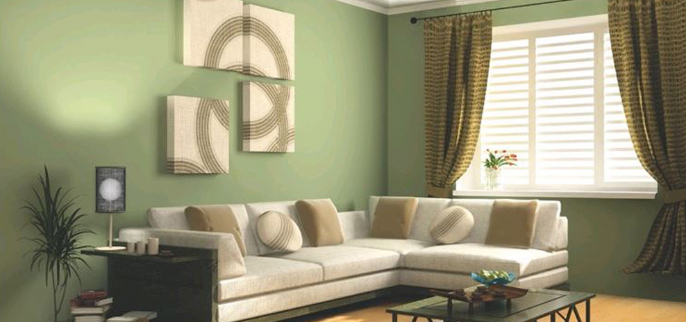 Зелёные шторы в интерьере гостиной