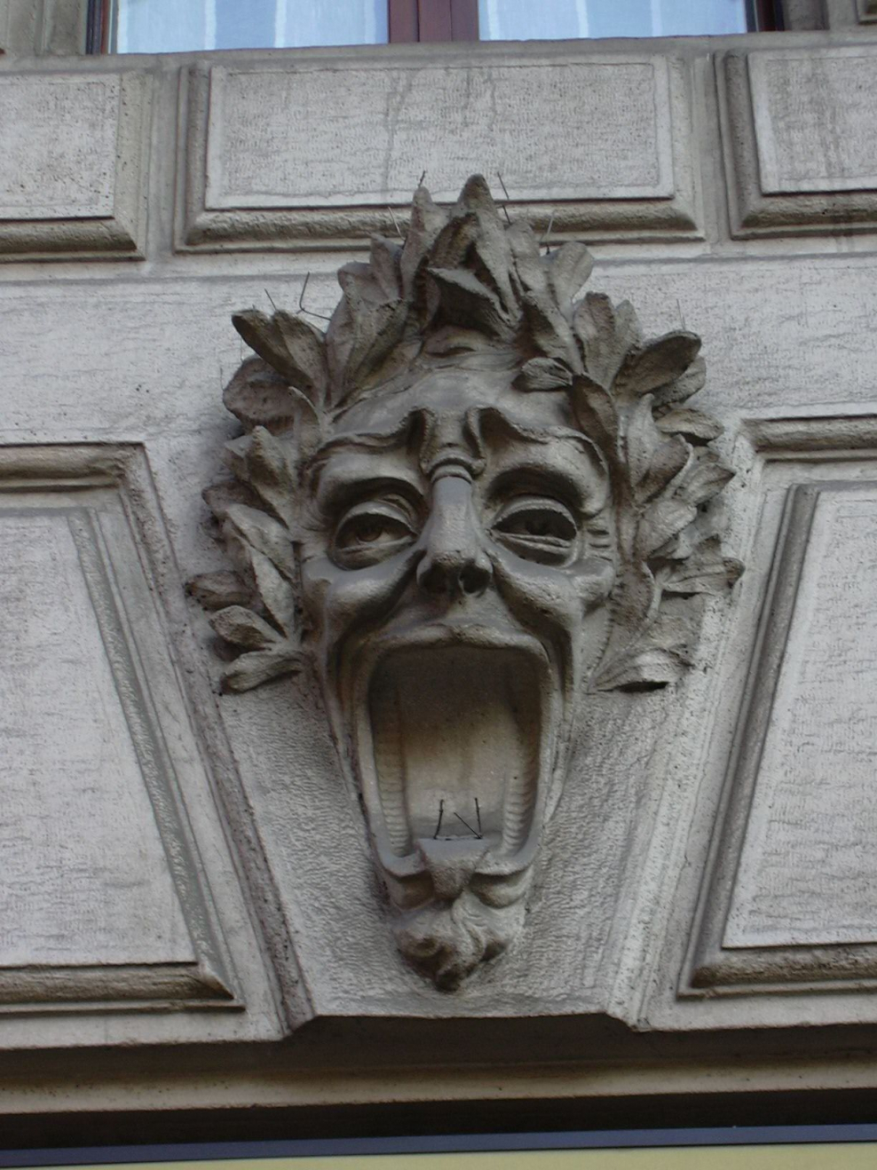 Маскарон Горгулья