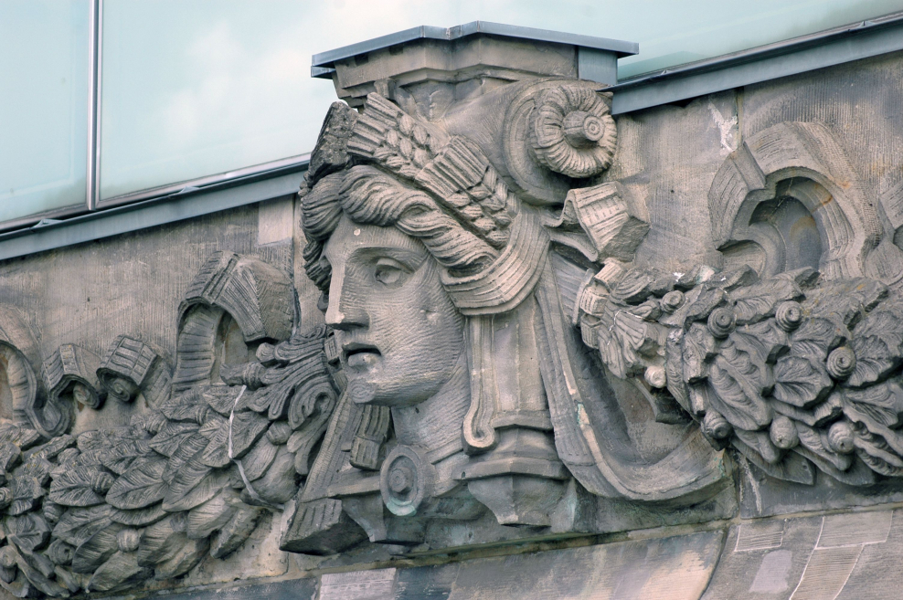 Кибела маскарон