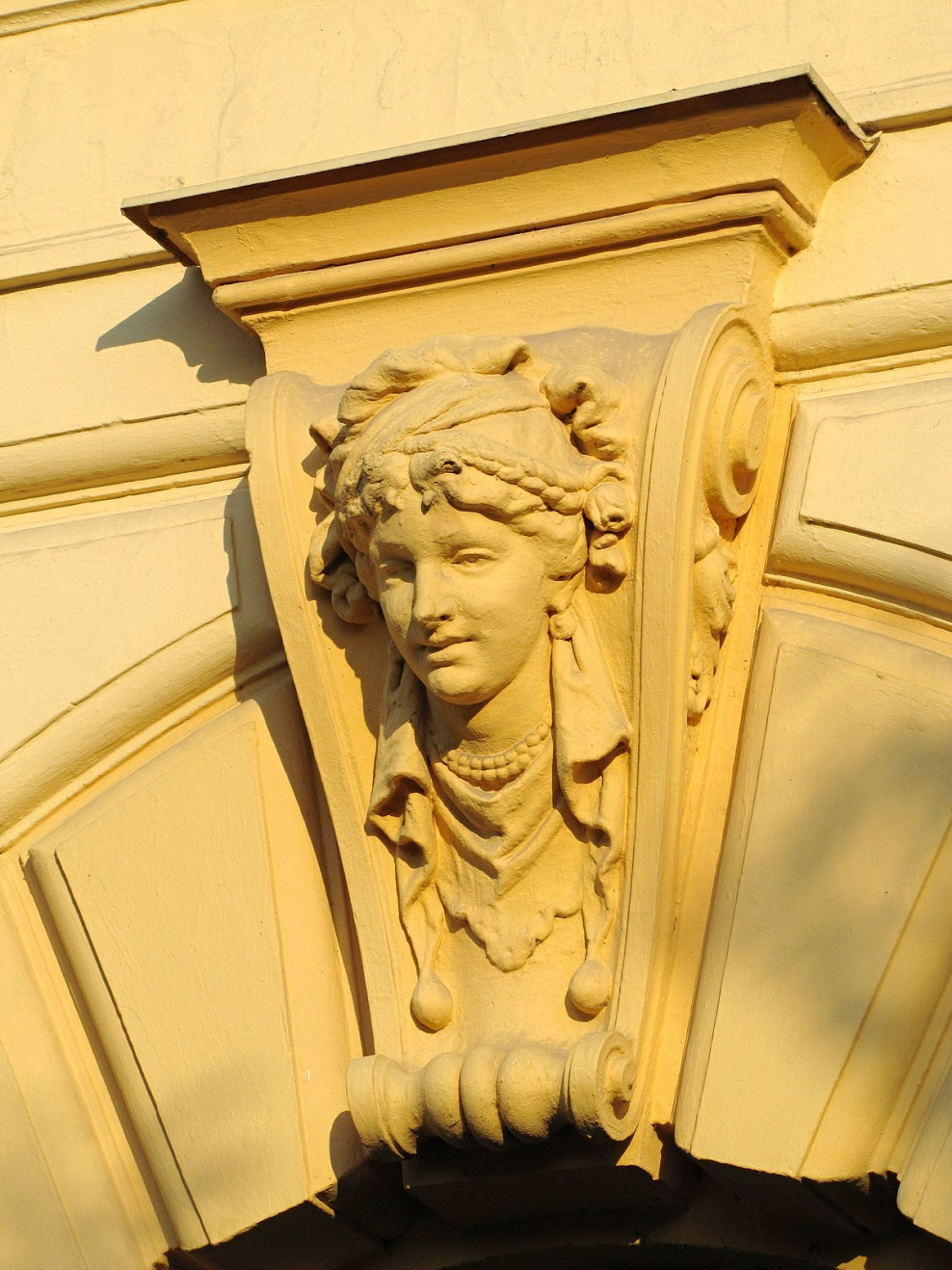 Маскарон рококо