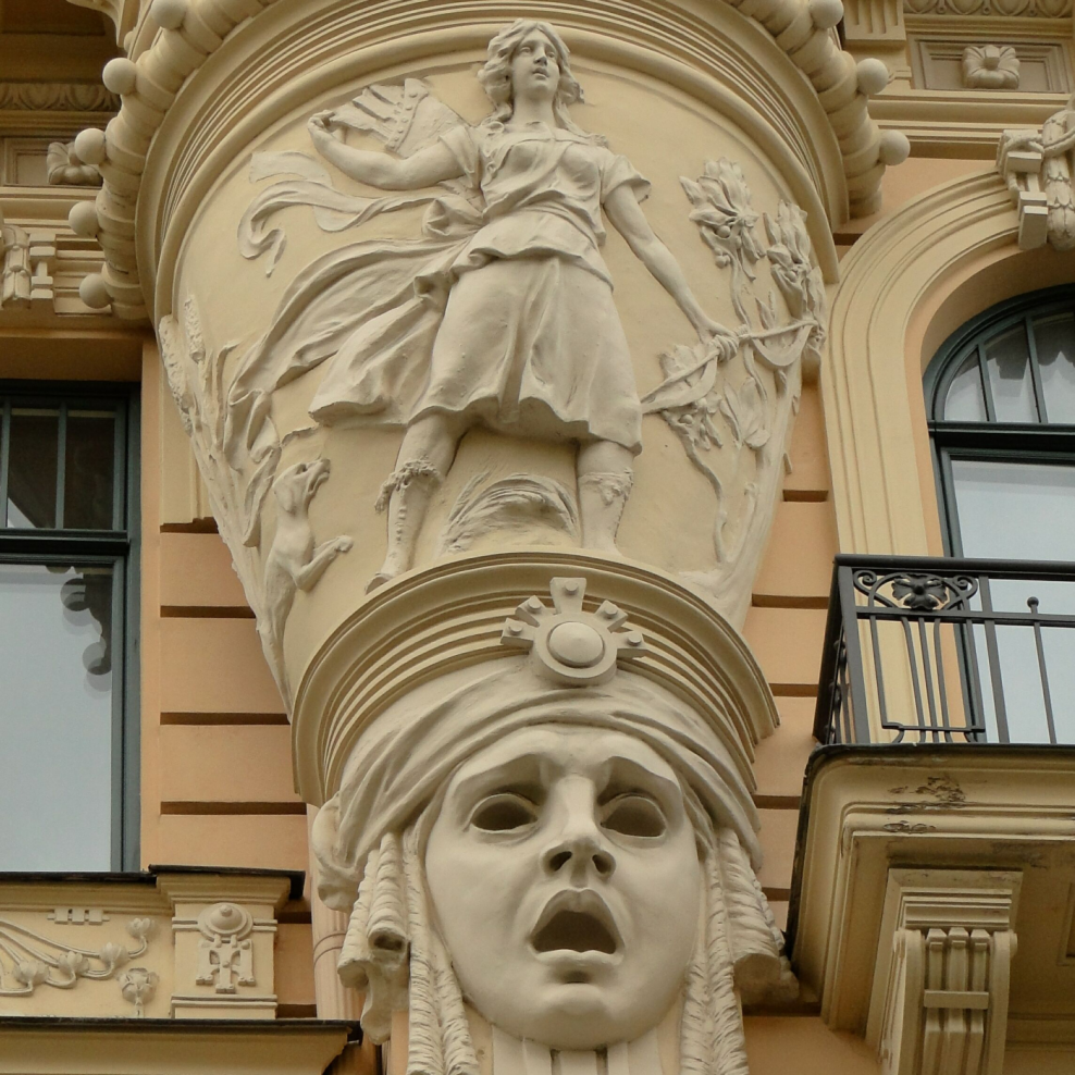 Маскарон голова Гермеса