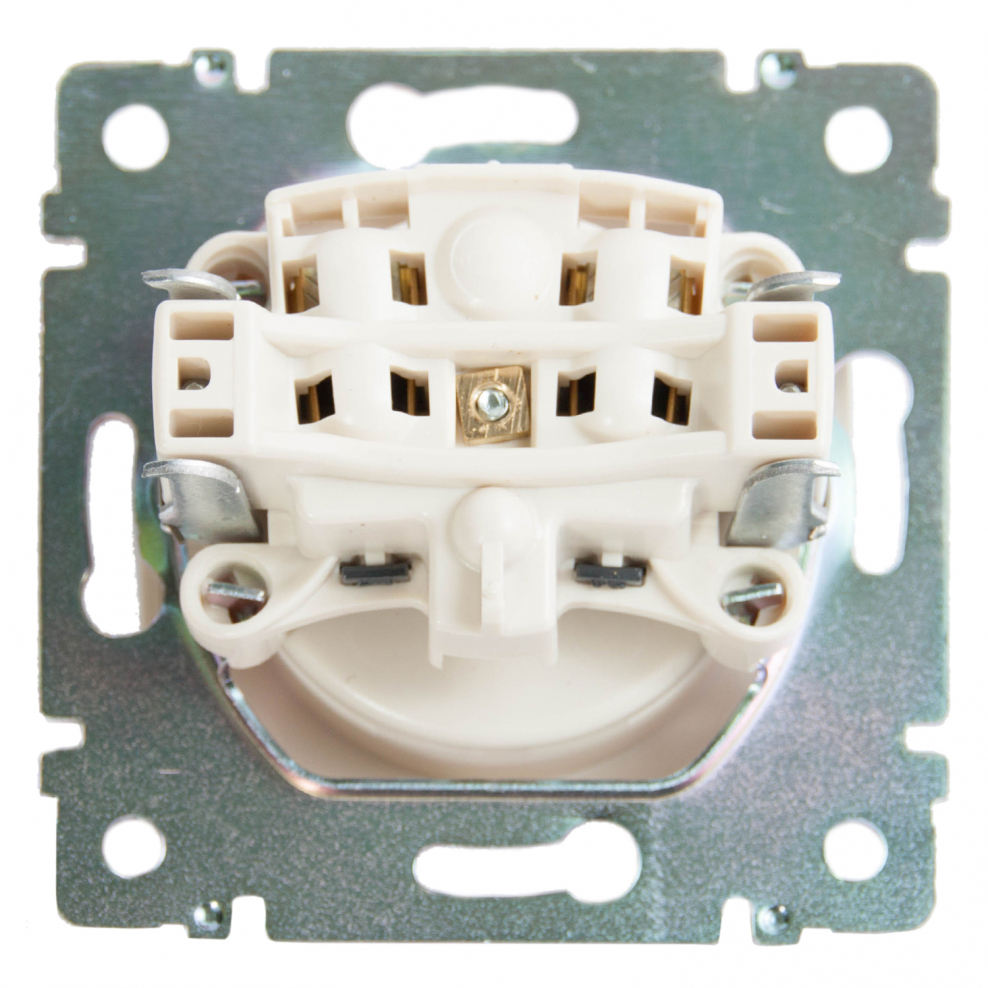 Розетка Легранд Валена слоновая кость