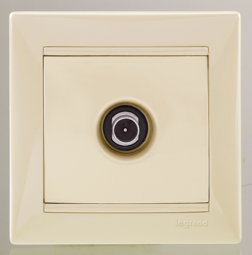 Розетки Legrand Valena слоновая кость