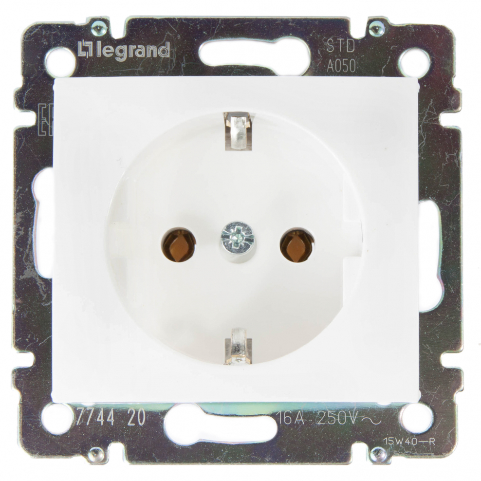 Розетка Legrand Valena 774320