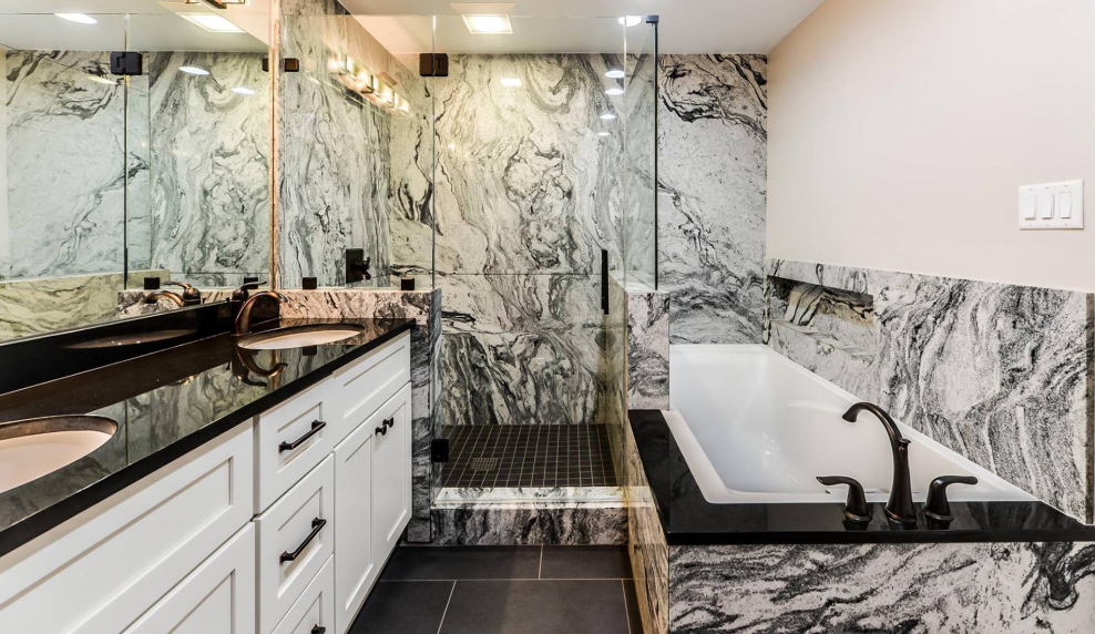 Ванная комната отделанная гранитом