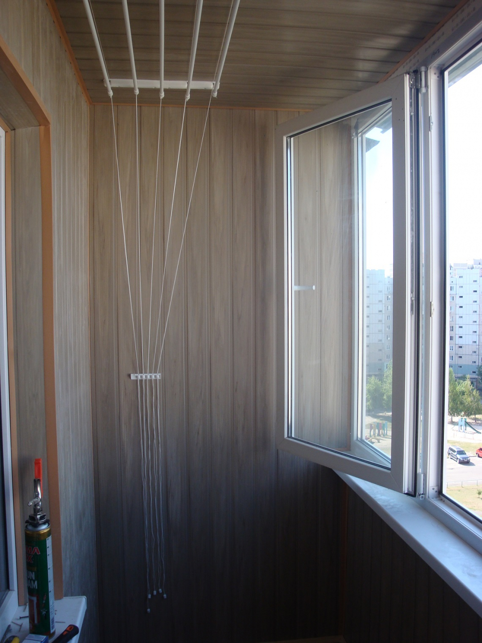 Сушилка на балкон потолочная