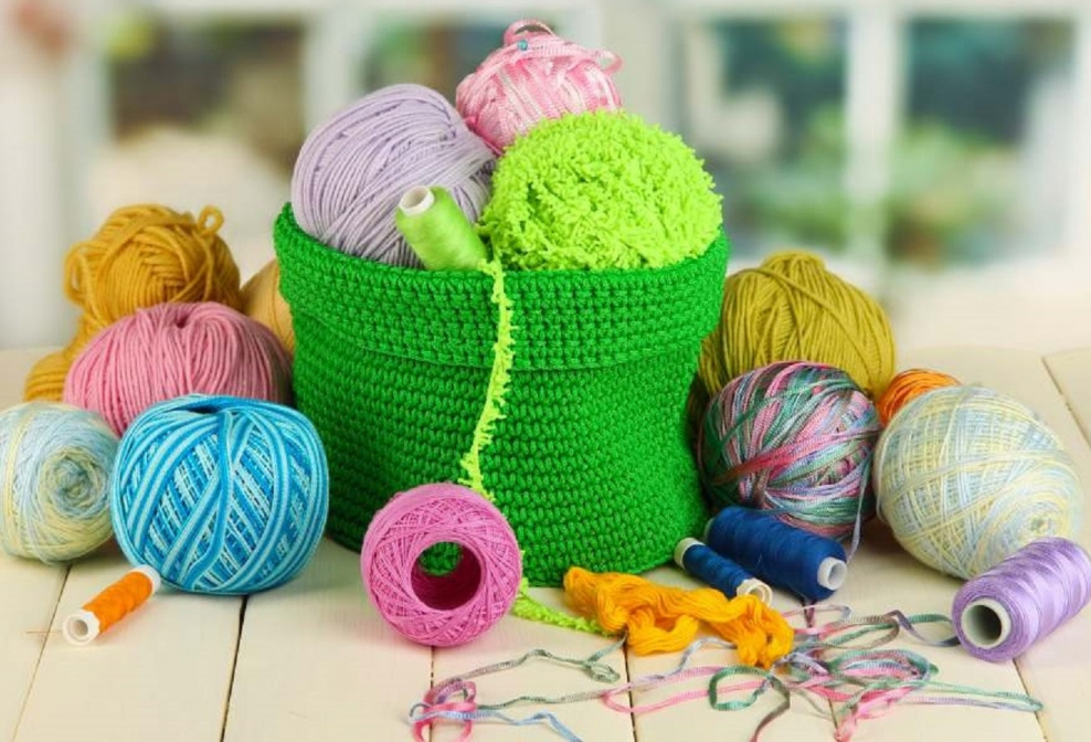 Нитки и крючок