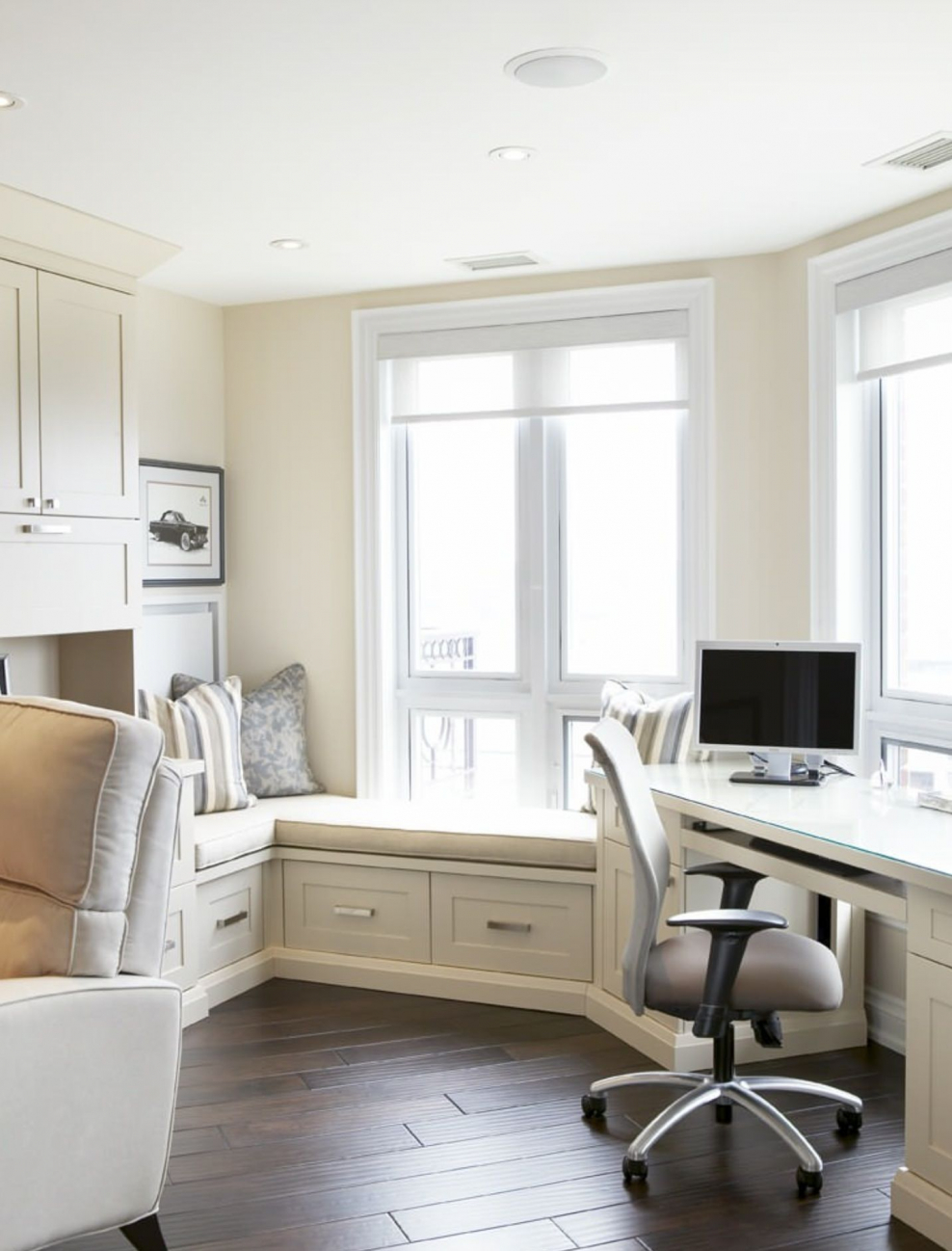 Рабочая зона в эркере