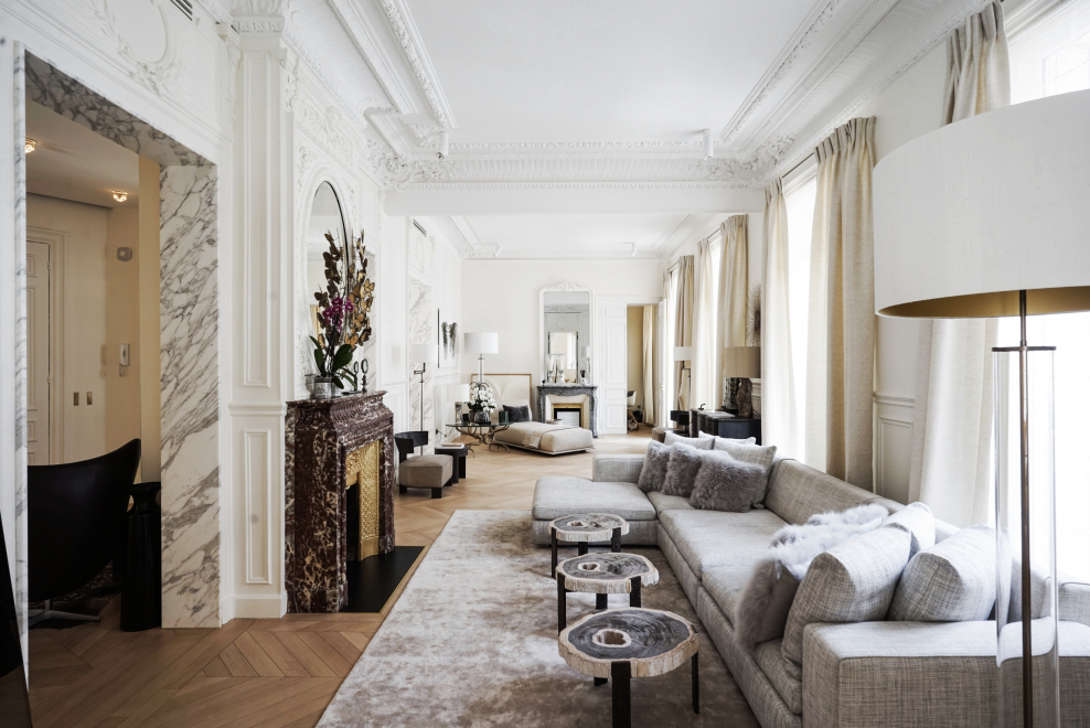 Парижская гостиная 15 метров