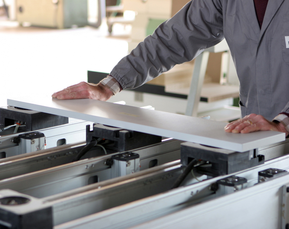 Изготовитель мебели