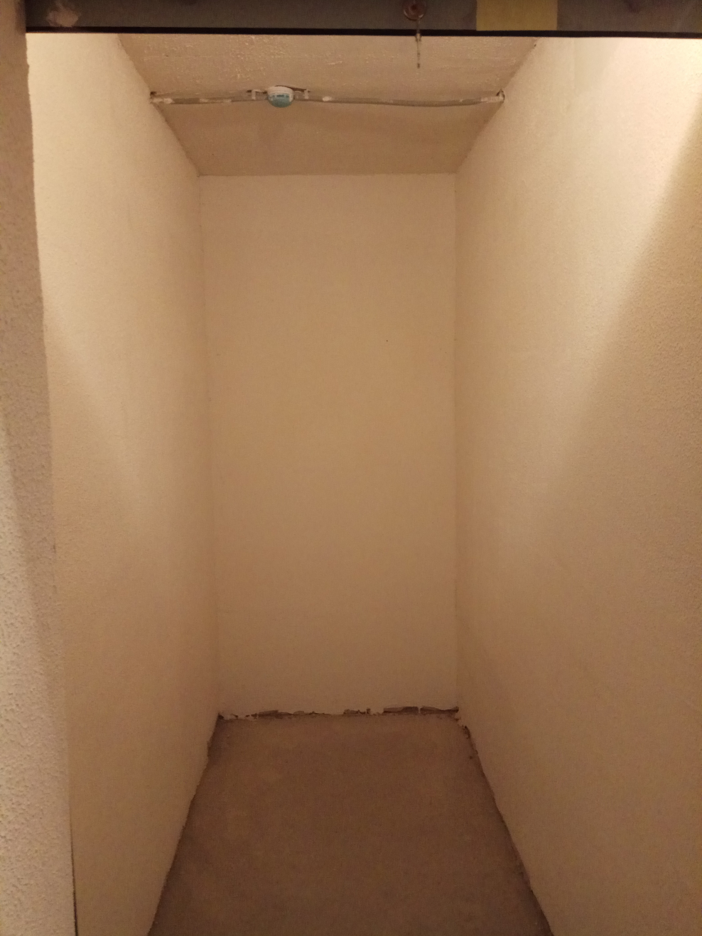 Обшивка кладовки