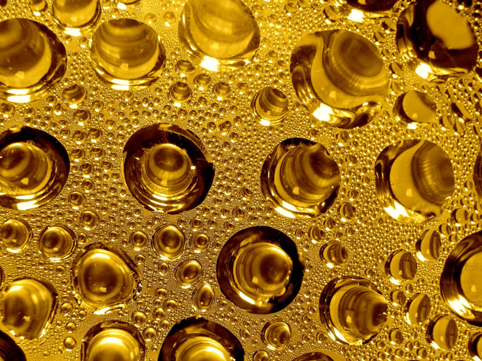 Золото посыпалось