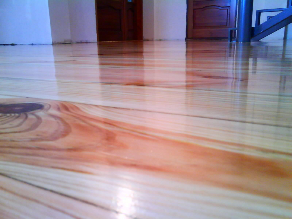 Шлифовка лакированного пола