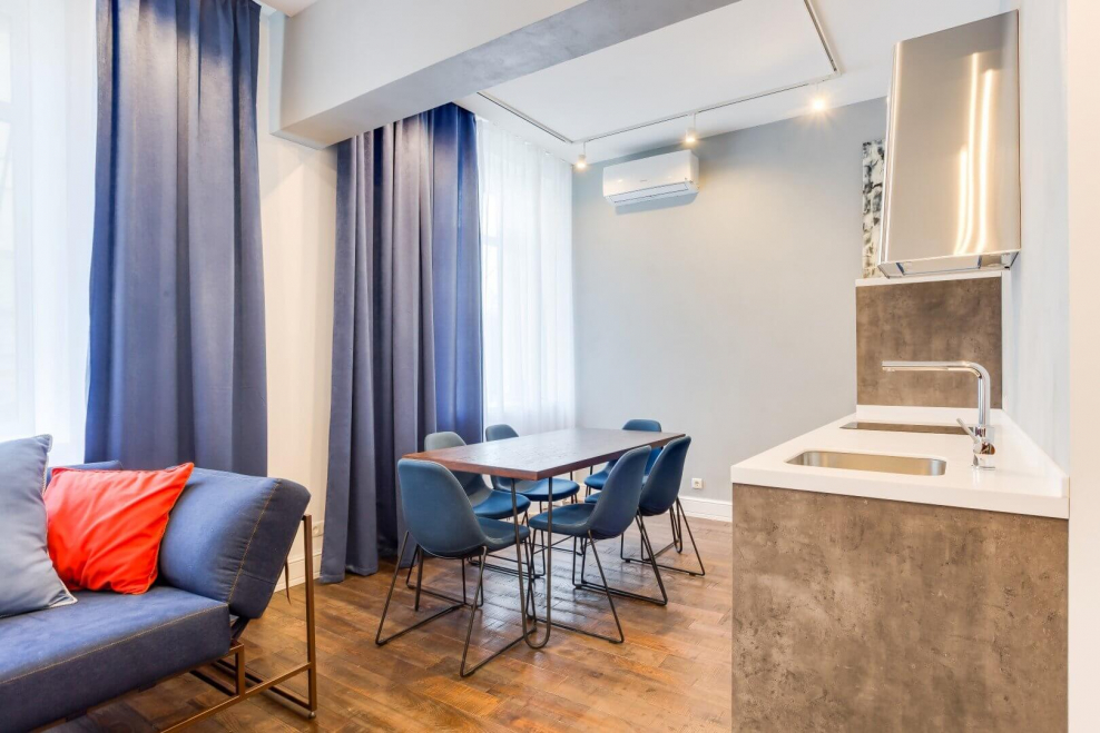 Потолок в стиле Неоклассика