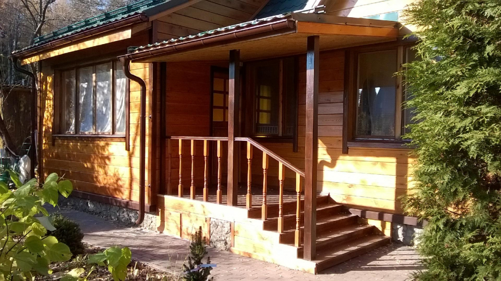 Крылечки к частному дому