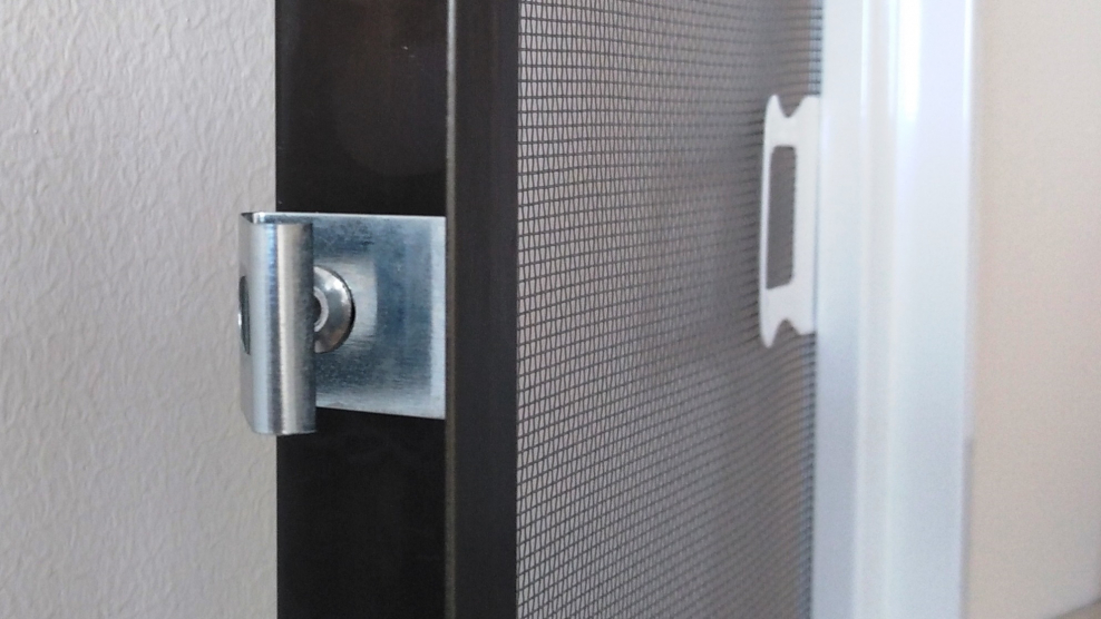 Проводка в гараже скрытая или наружная