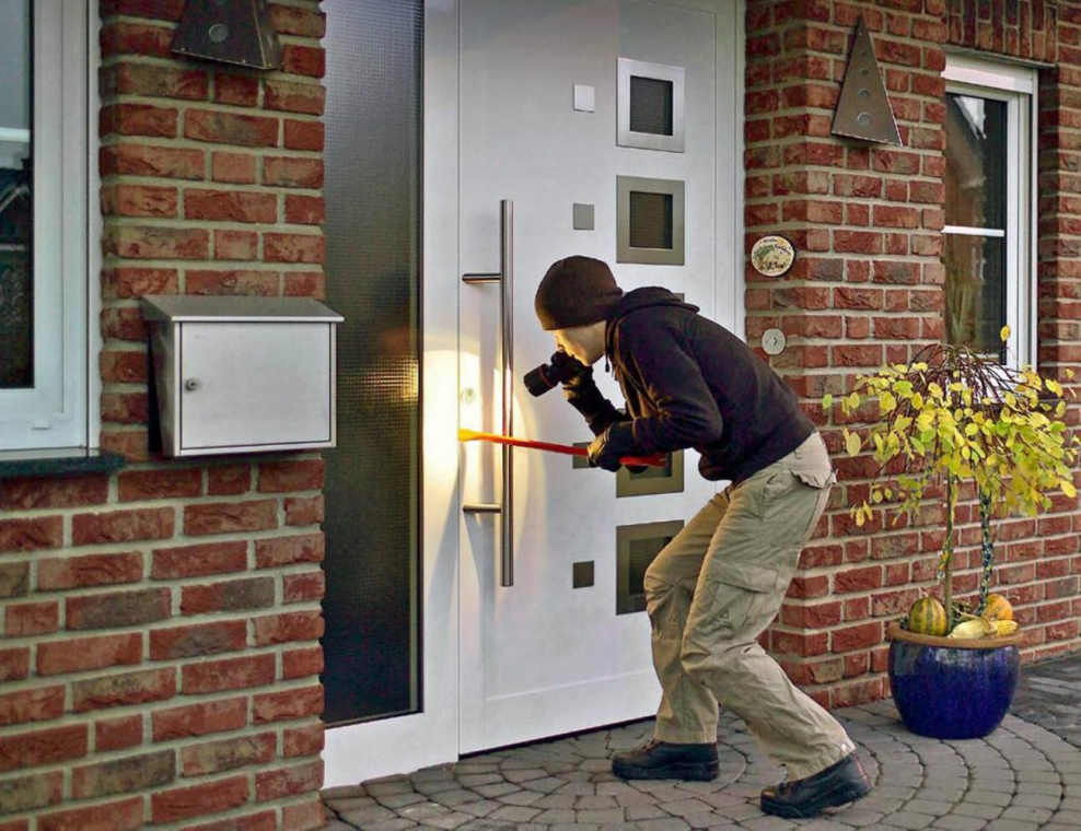 Коридор в доме с евроремонтом