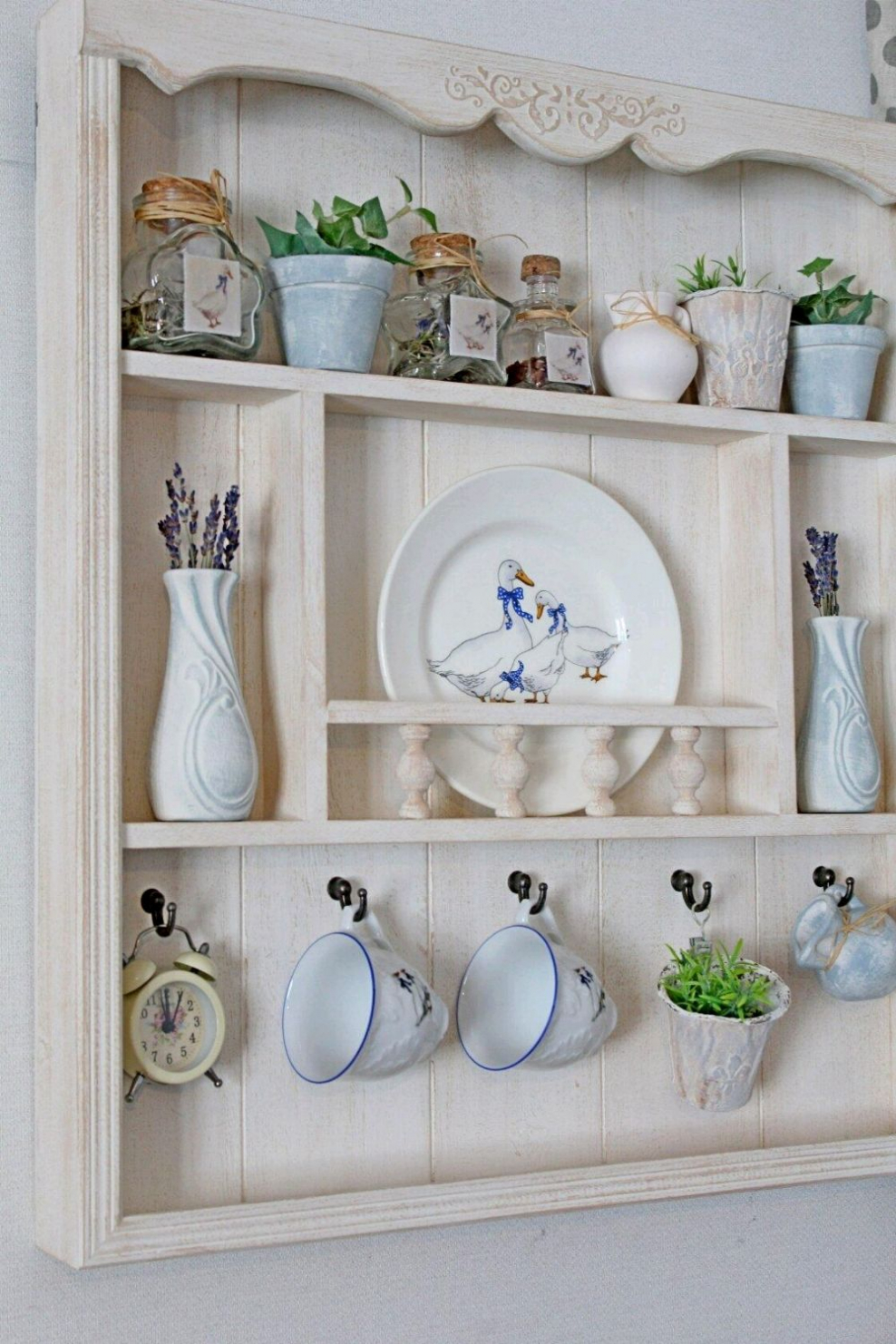 Полки на кухню в стиле Прованс