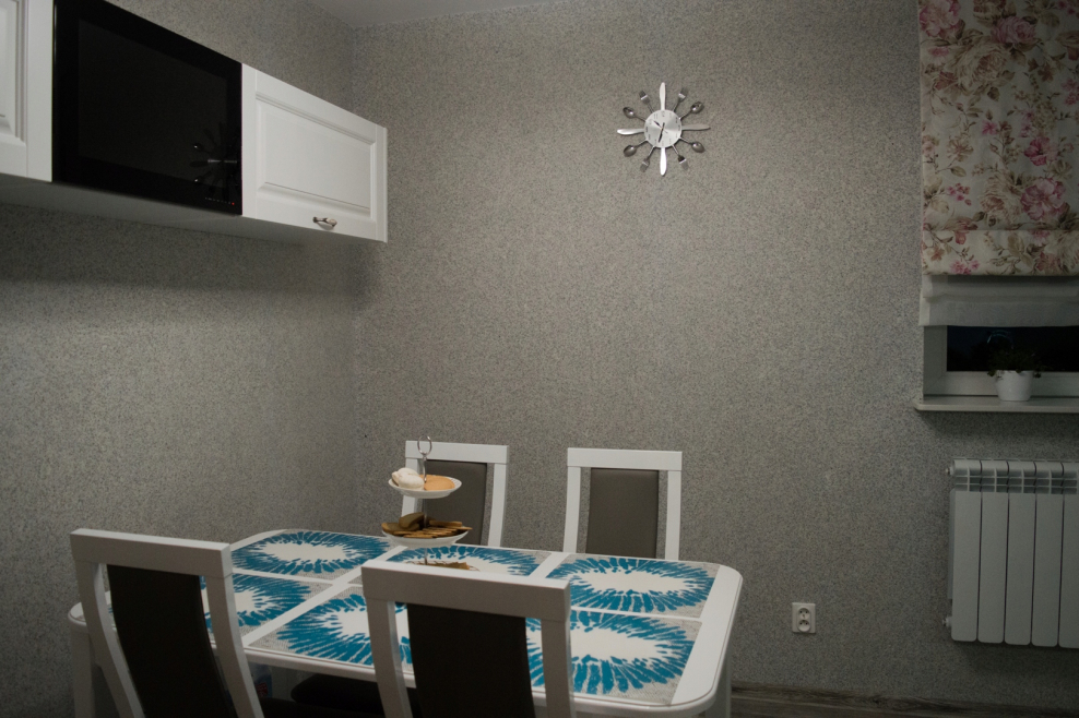 Жидкие обои для стен темные