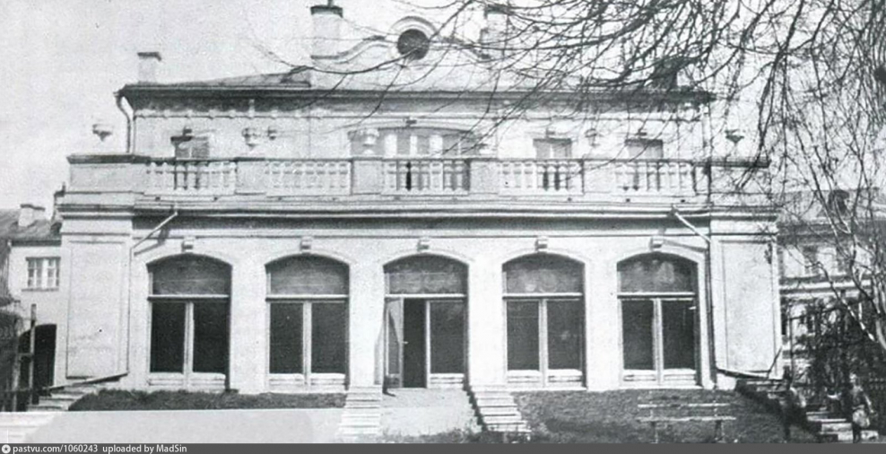 Усадьба абрикосовых в Потаповском переулке