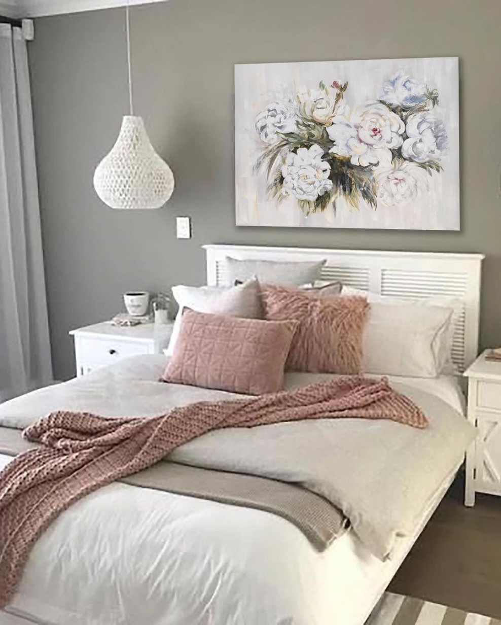 Уютная спальня в нежных тонах