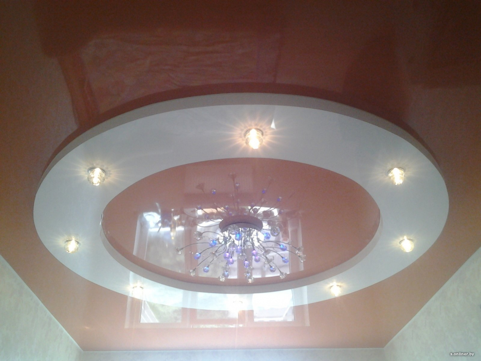 Круглый двухуровневый натяжной потолок