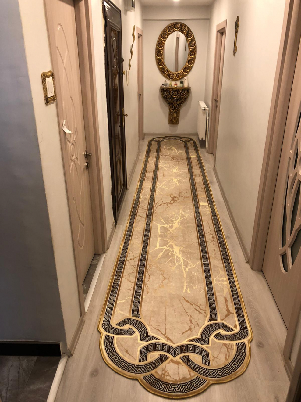 Модные ковровые дорожки в коридор