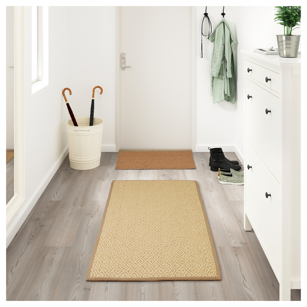 Ковер в прихожую