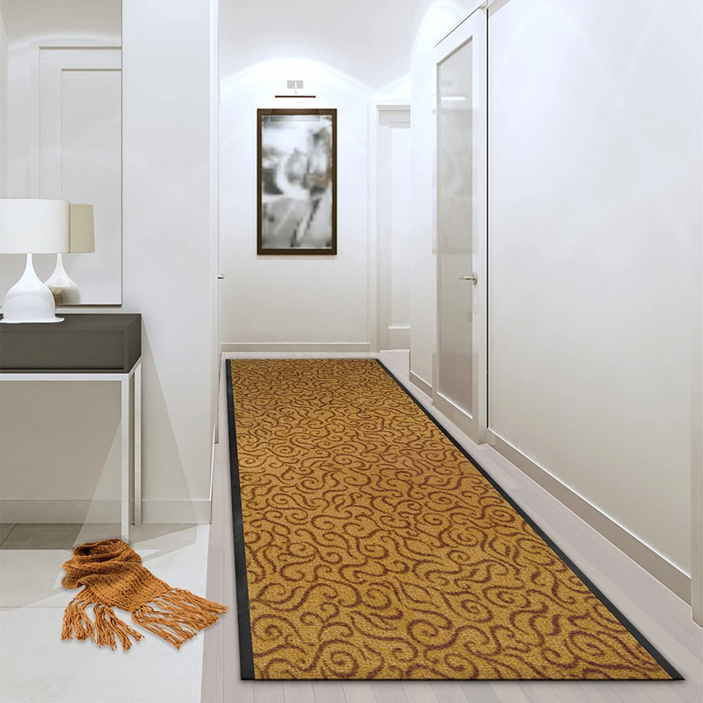 Ковер в прихожей в квартире