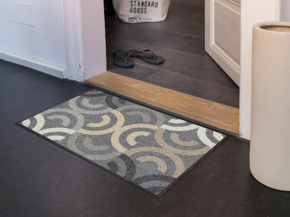 Необычные коврики в прихожую