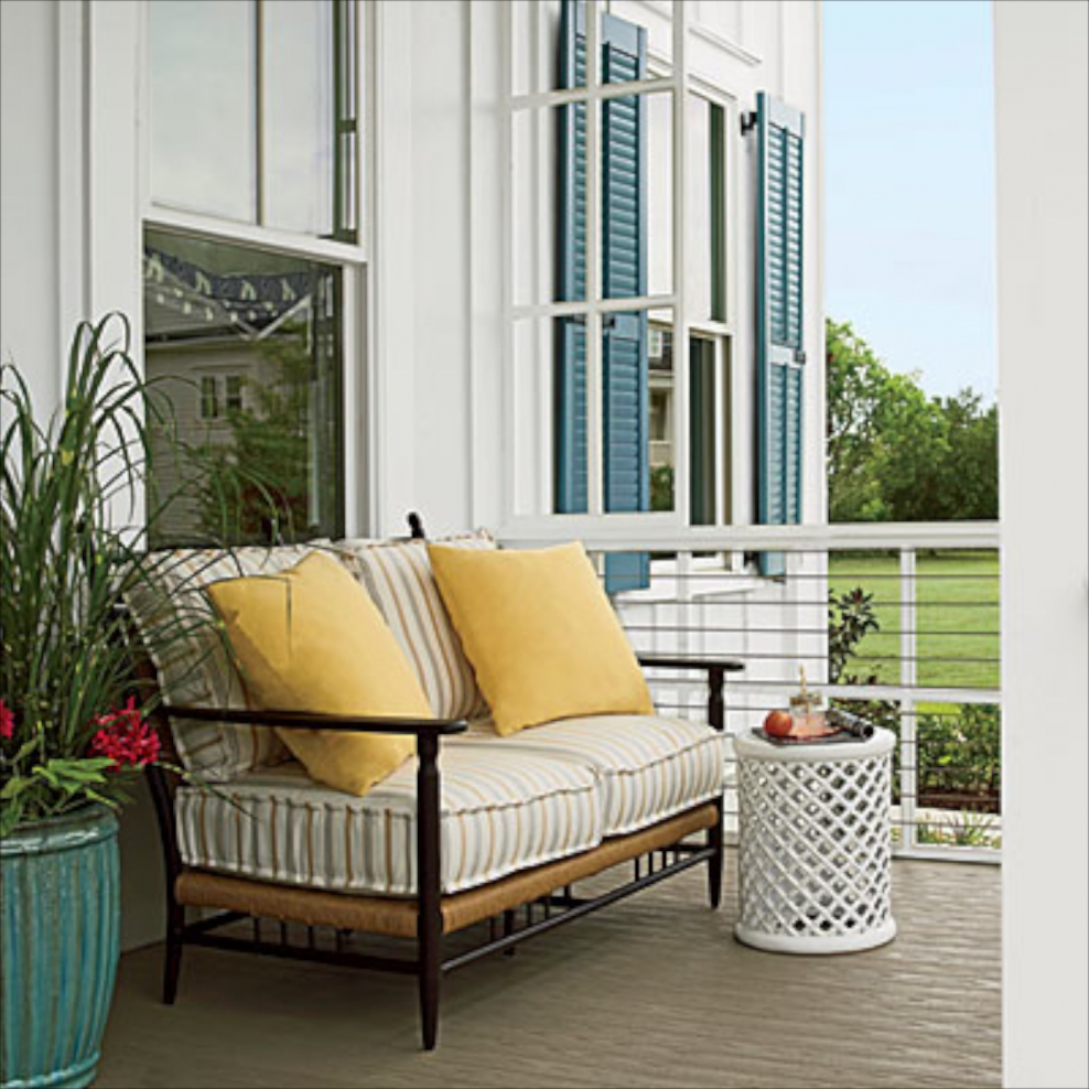 Оранжевый балкон