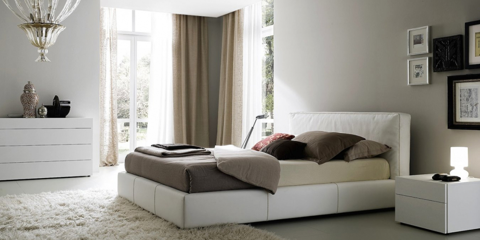 Спальня в темных тонах Минимализм