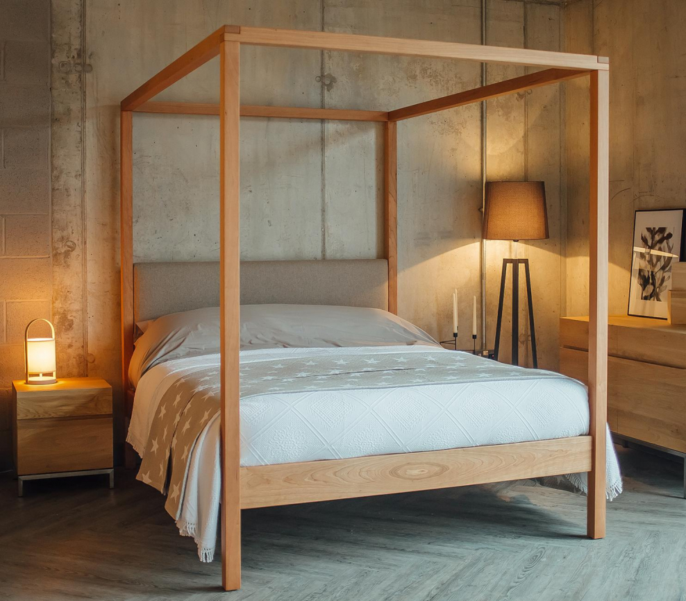 Кровать с балдахином