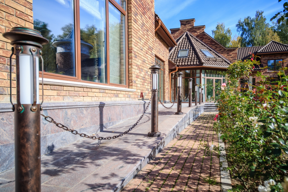 Фасады домов Бельгия деревня