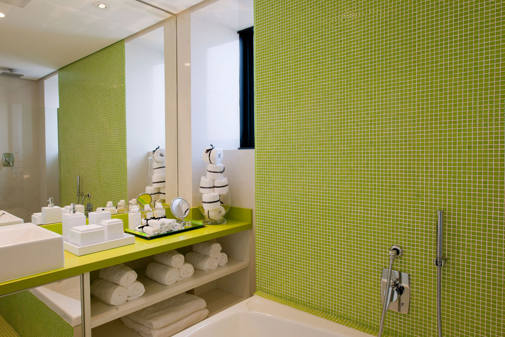 Beautiful Green Bathroom ideas Stripes